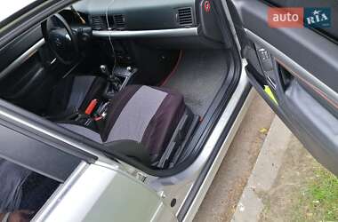 Лифтбек Opel Vectra 2002 в 