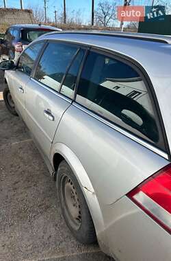 Универсал Opel Vectra 2004 в 