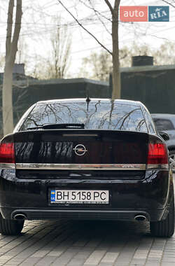 Лифтбек Opel Vectra 2006 в 