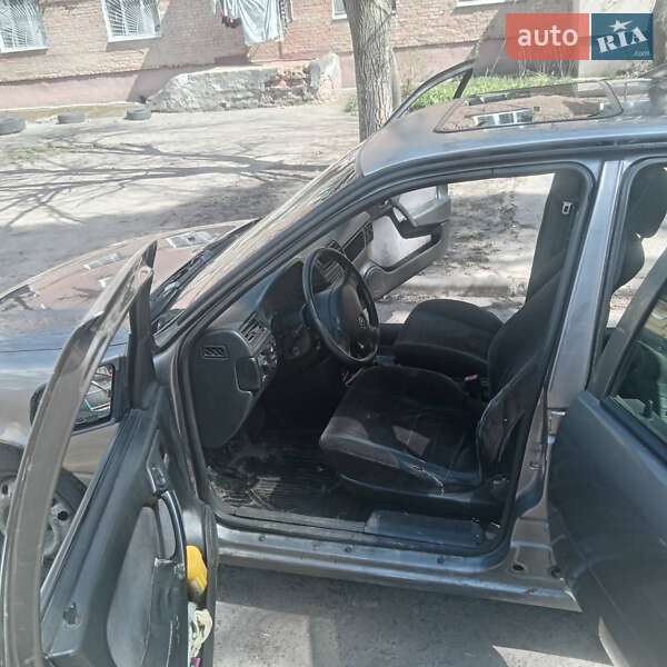 Седан Opel Vectra 1989 в Белой Церкви