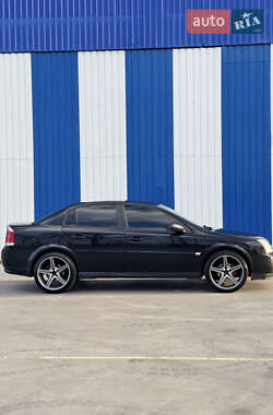 Седан Opel Vectra 2004 в 