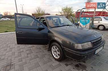 Лифтбек Opel Vectra 1989 в 