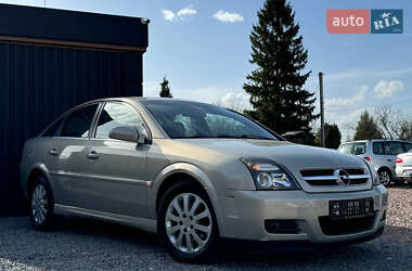 Ліфтбек Opel Vectra 2006 в 