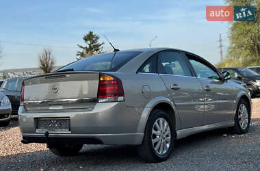Ліфтбек Opel Vectra 2006 в 