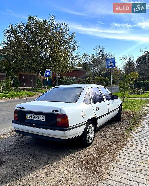 Седан Opel Vectra 1989 в Одессе
