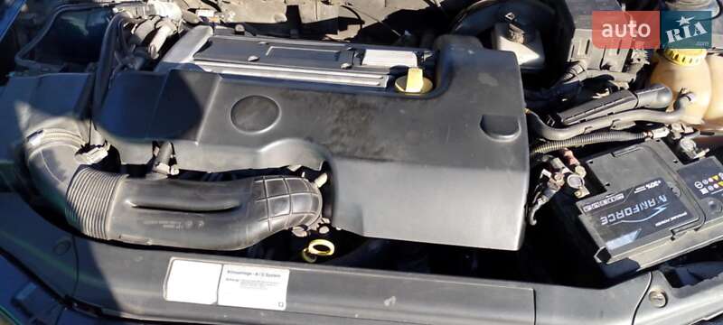 Седан Opel Vectra 2000 в Коростені