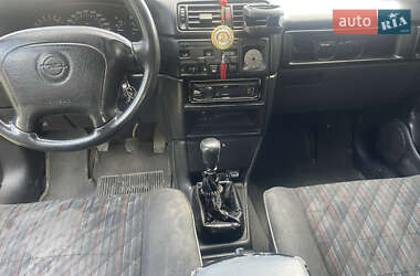 Седан Opel Vectra 1993 в 