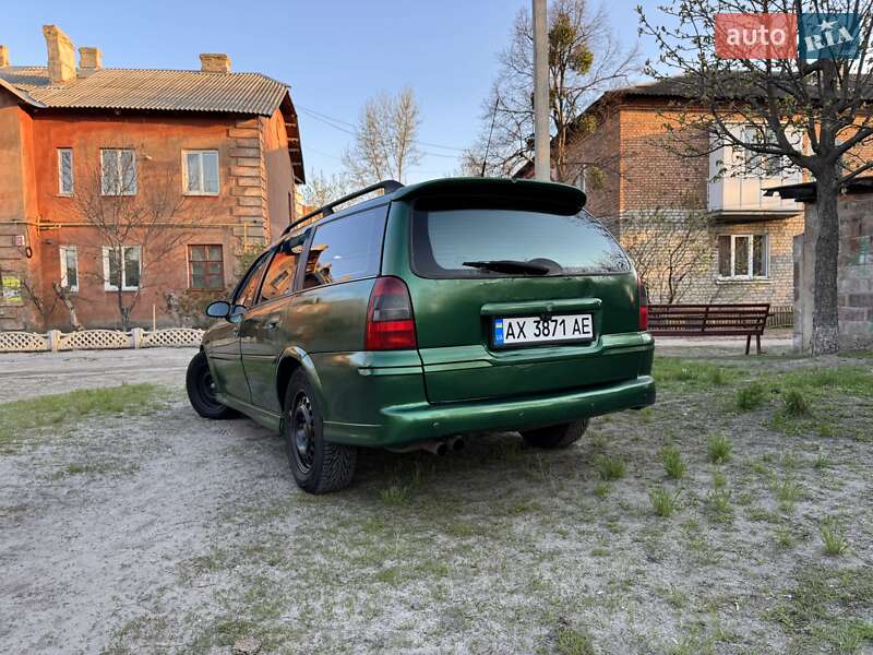 Універсал Opel Vectra 1997 в Харкові