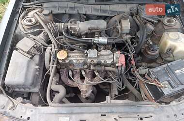 Лифтбек Opel Vectra 1989 в 