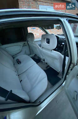Седан Opel Vectra 1989 в 