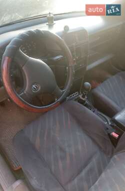 Седан Opel Vectra 1990 в 