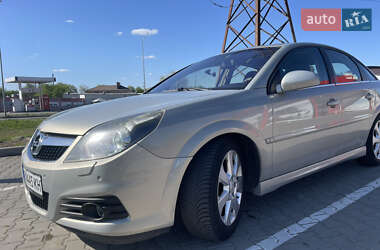 Лифтбек Opel Vectra 2005 в 