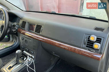Седан Opel Vectra 2003 в 