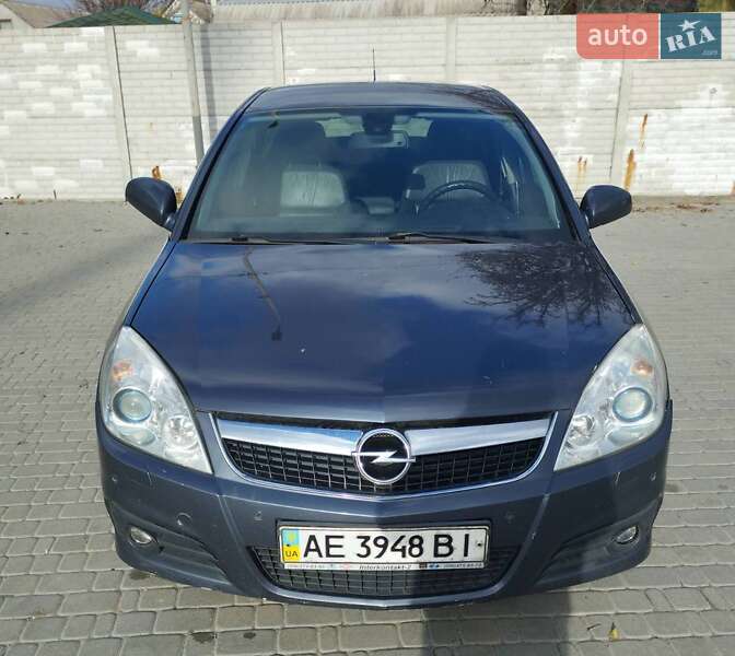 Седан Opel Vectra 2006 в Дніпрі