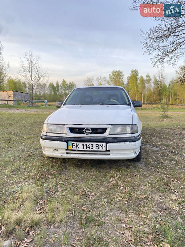 Седан Opel Vectra 1995 в Березному