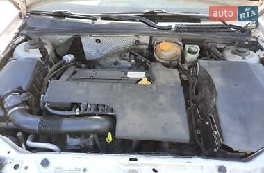 Седан Opel Vectra 2005 в 