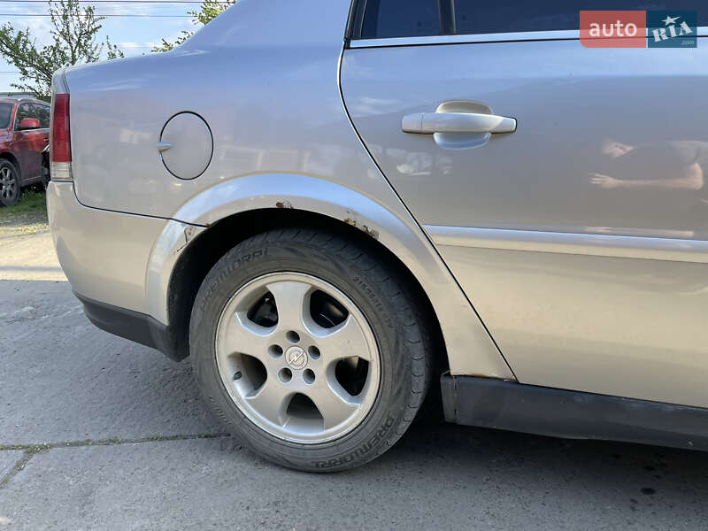 Седан Opel Vectra 2004 в Новоселиці фото 7 Седан Opel Vectra 2004 в Новоселиці