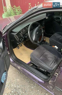 Седан Opel Vectra 1996 в Ильинцах