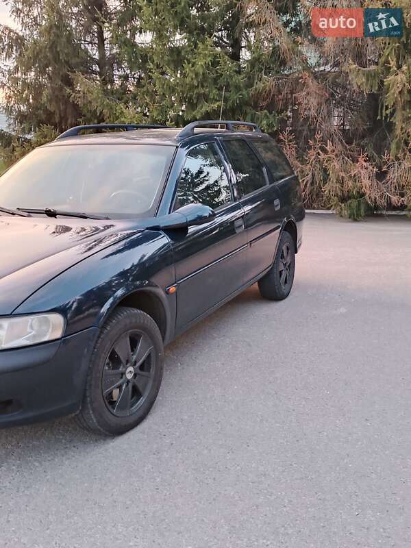 Универсал Opel Vectra 2000 в Белой Церкви