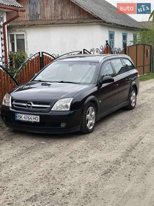 Универсал Opel Vectra 2005 в 
