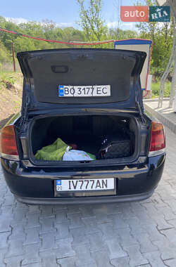 Седан Opel Vectra 2002 в 