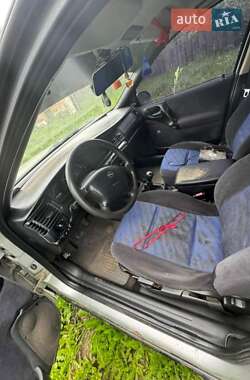Седан Opel Vectra 1996 в 