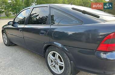 Лифтбек Opel Vectra 1996 в 