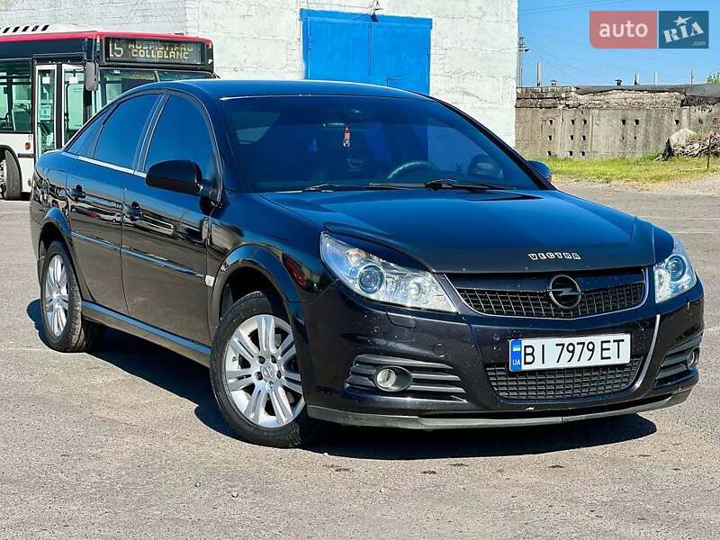 Лифтбек Opel Vectra 2006 в Горишних Плавнях