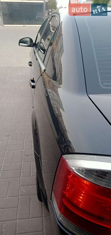 Седан Opel Vectra 2007 в Днепре