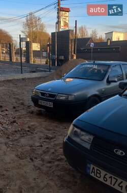 Седан Opel Vectra 1990 в Гайсине
