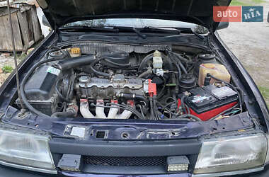 Седан Opel Vectra 1992 в 
