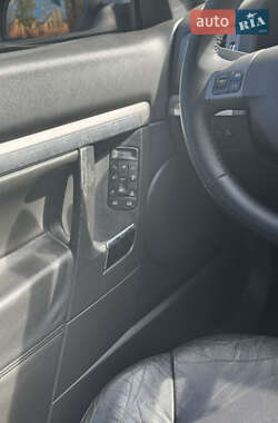 Седан Opel Vectra 2006 в 