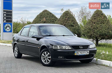Седан Opel Vectra 1997 в Жовкві