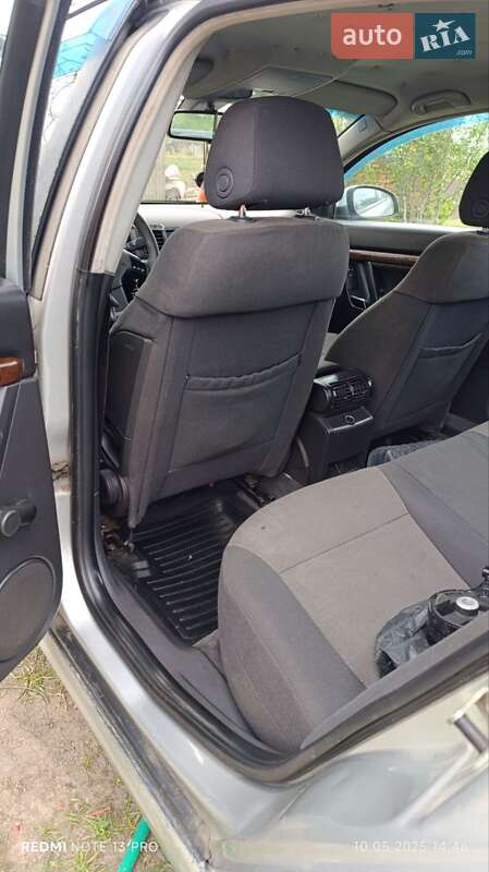 Седан Opel Vectra 2002 в Новомосковську