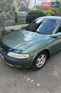 Лифтбек Opel Vectra 1999 в 
