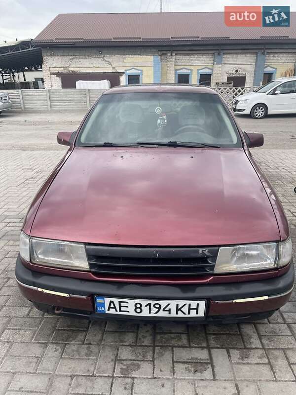 Седан Opel Vectra 1992 в Новомосковську