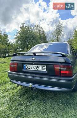 Седан Opel Vectra 1995 в 