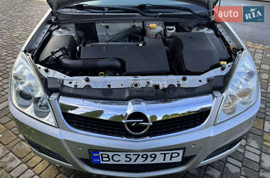 Седан Opel Vectra 2005 в 