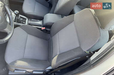 Седан Opel Vectra 2005 в 