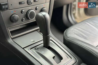 Седан Opel Vectra 2008 в 