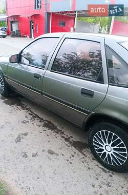 Седан Opel Vectra 1989 в 
