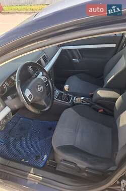 Універсал Opel Vectra 2005 в 