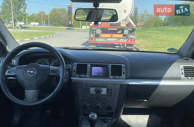 Универсал Opel Vectra 2005 в 
