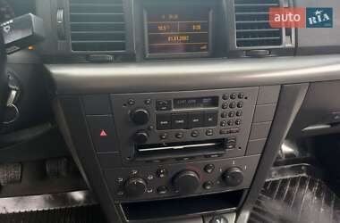 Седан Opel Vectra 2002 в 