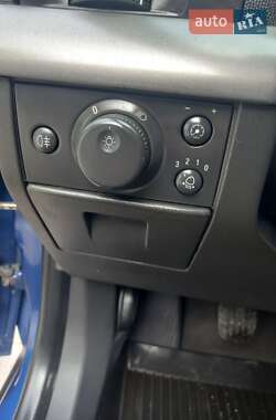 Седан Opel Vectra 2002 в 