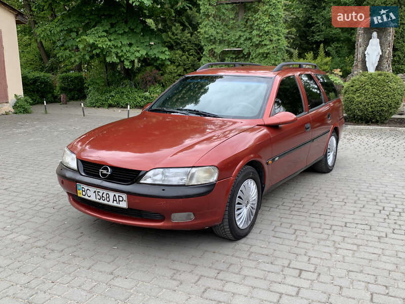 Універсал Opel Vectra 1998 в Львові