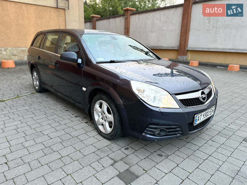 Універсал Opel Vectra 2006 в Коломиї