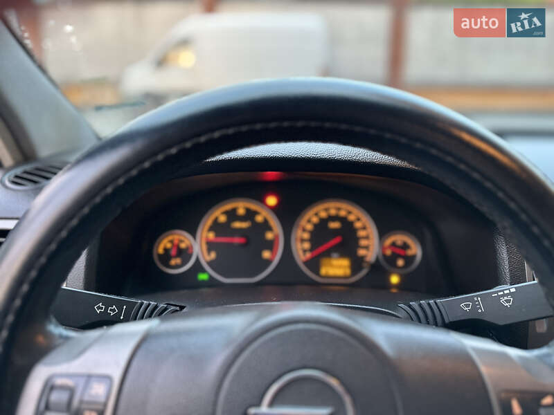 Універсал Opel Vectra 2006 в Коломиї