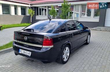 Лифтбек Opel Vectra 2003 в 