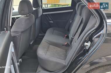 Лифтбек Opel Vectra 2003 в 